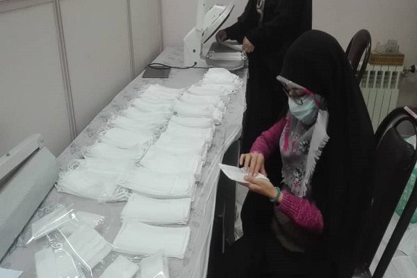 فعالیت&zwnj;های بانوی جهادگر از دفاع مقدس تا کرونا / تلاش برای رفع نیازهای بهداشتی و معیشتی جامعه