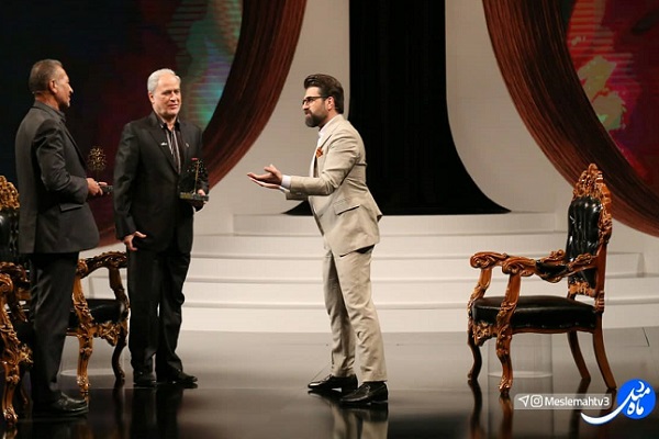 ما جز خدا نداشتیم و آنها همه چیز داشتند جز خدا