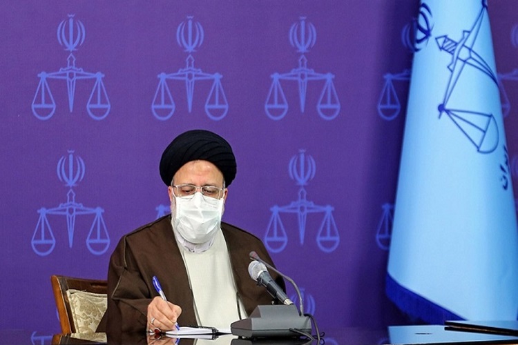 حجت&zwnj;الاسلام و المسلمین رییسی