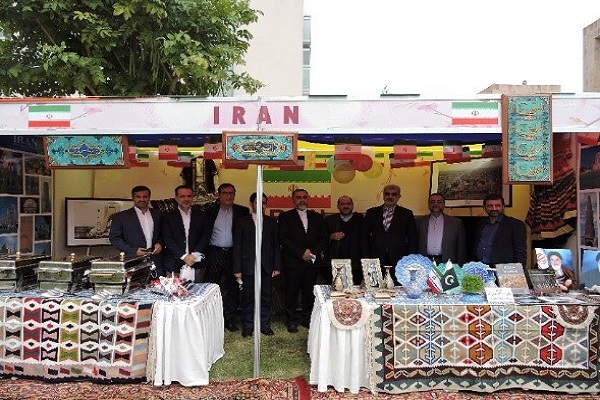 درخشش غرفه فرهنگی ایران در جشنواره بینالمللی نوروز در پاکستان + عکس درخشش غرفه فرهنگی ایران در جشنواره بینالمللی نوروز در پاکستان + عکس