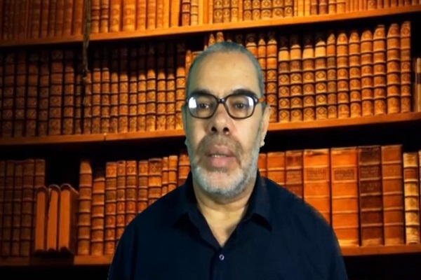 مطالعات قرآنی در الجزایر به مباحث لغوی و بلاغی خلاصه میشود مطالعات قرآنی در الجزایر به مباحث لغوی و بلاغی خلاصه میشود