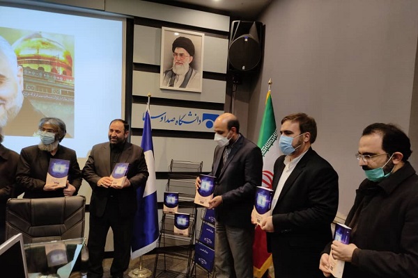 مکتب حاج قاسم اصالتش را از عاشورا وام گرفته است مکتب حاج قاسم اصالتش را از عاشورا وام گرفته است