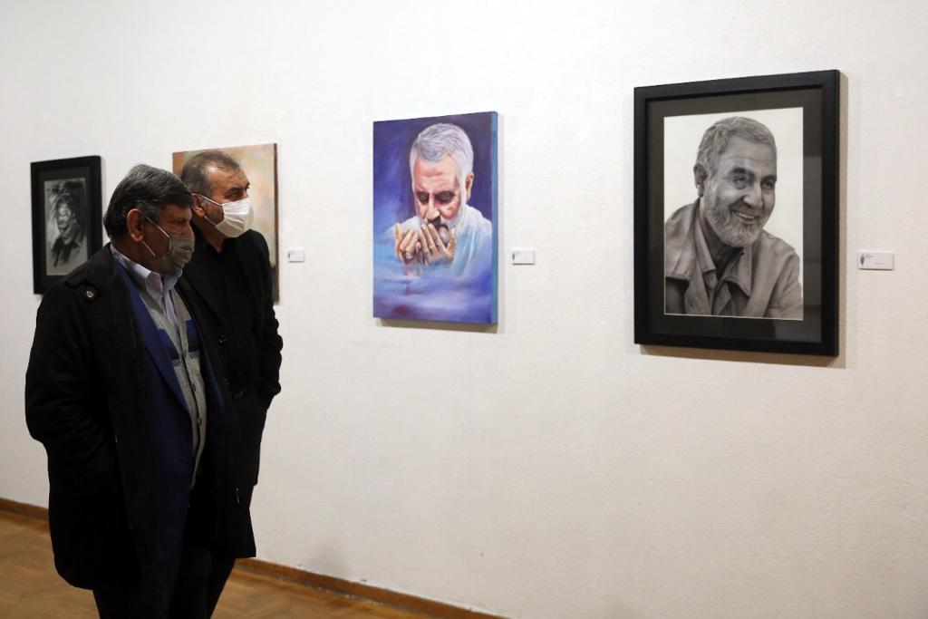 «سرو ایرانی» به یاد شهید سردار سلیمانی در فرهنگسرای نیاوران کاشته شد «سرو ایرانی» به یاد شهید سردار سلیمانی در فرهنگسرای نیاوران کاشته شد