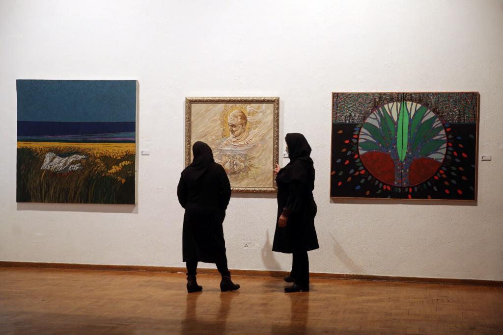 «سرو ایرانی» به یاد شهید سردار سلیمانی در فرهنگسرای نیاوران کاشته شد «سرو ایرانی» به یاد شهید سردار سلیمانی در فرهنگسرای نیاوران کاشته شد