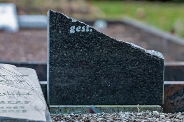  تخریب قبور مسلمانان در آلمان