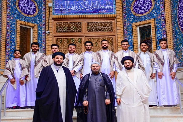 بازدید جمعی از قاریان و حافظان دارالقرآن آستان حسینی از جامعةالقرآن بازدید جمعی از قاریان و حافظان دارالقرآن آستان حسینی از جامعةالقرآن