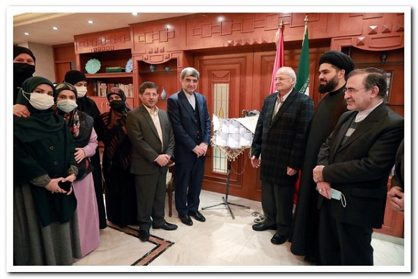 رونمایی از کتاب «در پیشگاه امام حسن» اثر میشل كعدي