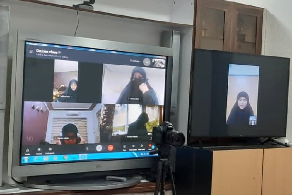 پایان مرحله مقدماتی مسابقات بینالمللی قرآن در بخش بانوان + عکس پایان مرحله مقدماتی مسابقات بینالمللی قرآن در بخش بانوان + عکس