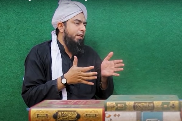 «مهندس میرزا»؛ زبان گویای حقانیت اهل بیت(ع) برای میلیونها اردوزبان «مهندس میرزا»؛ زبان گویای حقانیت اهل بیت(ع) برای میلیونها اردوزبان