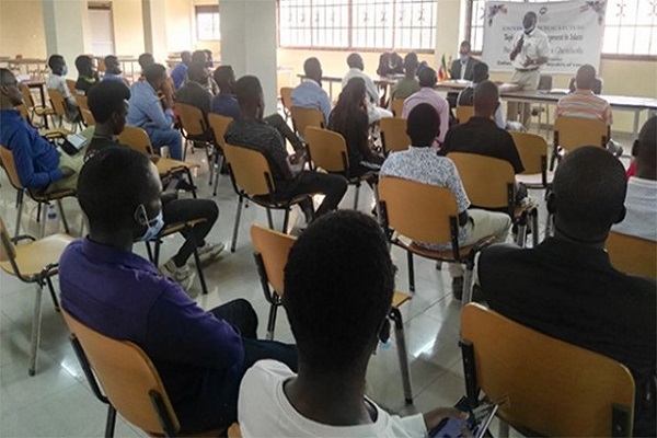 نشست «اسلام؛ دین وحدت، توسعه و تمدن» در اوگاندا نشست «اسلام؛ دین وحدت، توسعه و تمدن» در اوگاندا