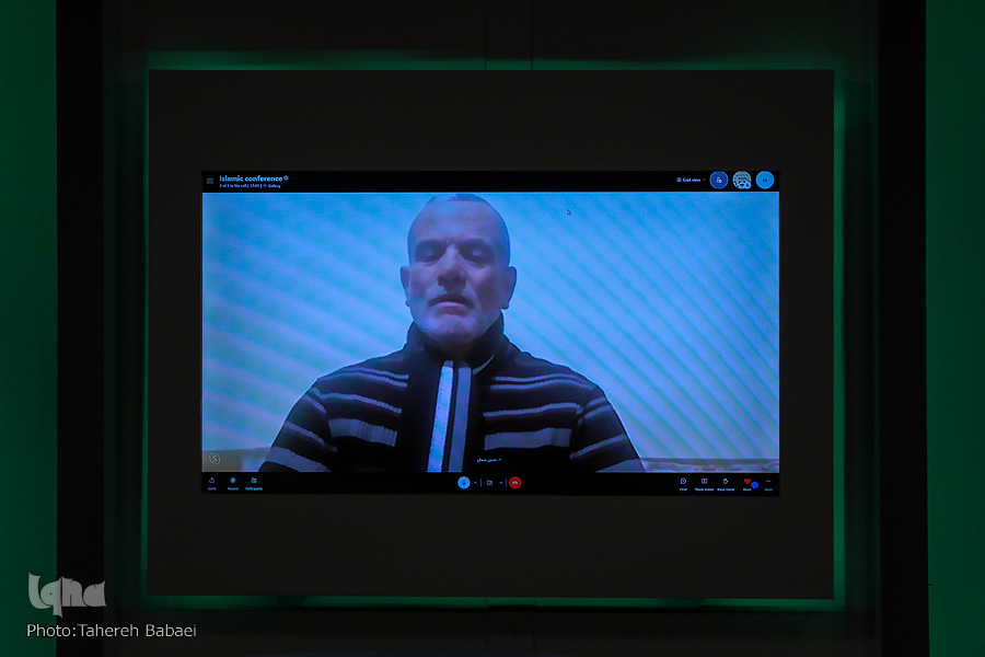 اسلوب تلاوت منشاوی بر ادای تعبیری و تصویری مبتنی است اسلوب تلاوت منشاوی بر ادای تعبیری و تصویری مبتنی است