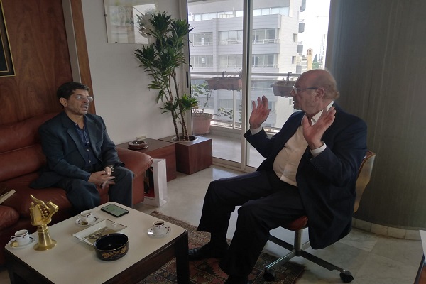 ژوزف الهاشم؛ سیاستمداری مسیحی و شاعری شیعهدوست از تبار هاشمی ژوزف الهاشم؛ سیاستمداری مسیحی و شاعری شیعهدوست از تبار هاشمی