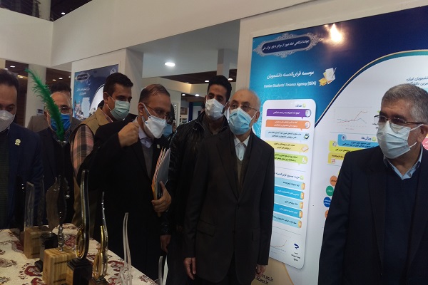بازدید قائم مقام فرهنگستان علوم از نمایشگاه توانمندیها و دستاوردهای جهاددانشگاهی بازدید قائم مقام فرهنگستان علوم از نمایشگاه توانمندیها و دستاوردهای جهاددانشگاهی