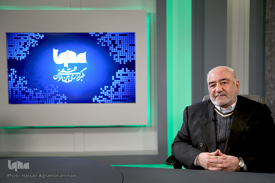 جواد منصوری 