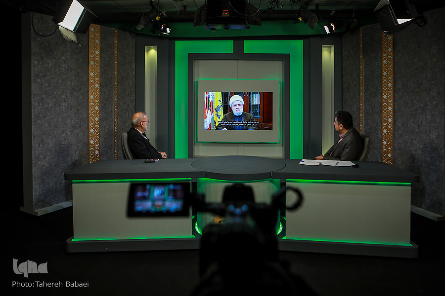 مقاومت پیوست انقلاب اسلامی است مقاومت پیوست انقلاب اسلامی است