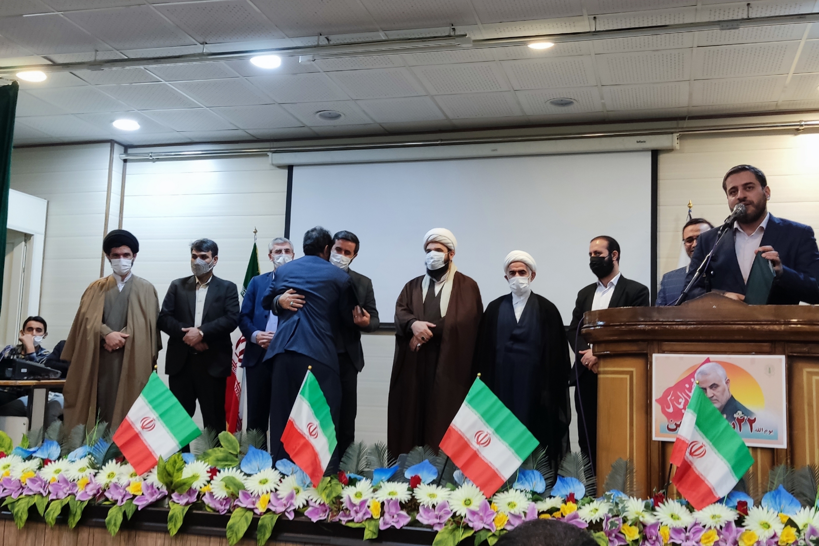 قهرمانان قرآنی اسلامشهر تجلیل شدند+ عکس