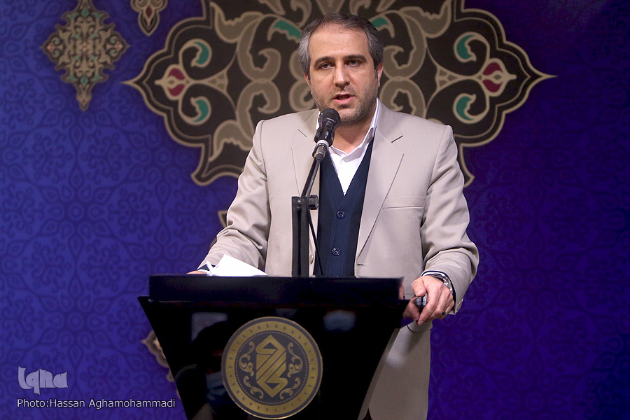 الیاسی فرماندار ساوه آغاز کاروان قرآنی انقلاب / استشمام عطر قرآن در شهر صنعتی ساوه