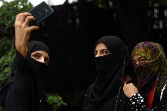 زنان مسلمان هند؛ قربانی اسلامهراسی آنلاین افراطگرایان هندو زنان مسلمان هند؛ قربانی اسلامهراسی آنلاین افراطگرایان هندو