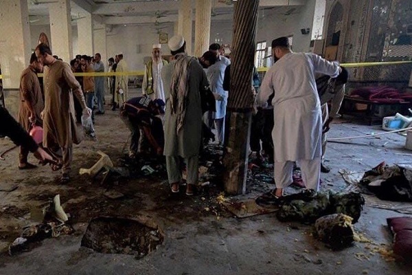 بیانیه آیتالله سیستانی و عمار الحکیم در محكوميت انفجار مسجد «پیشاور» پاکستان بیانیه آیتالله سیستانی و عمار الحکیم در محكوميت انفجار مسجد «پیشاور» پاکستان