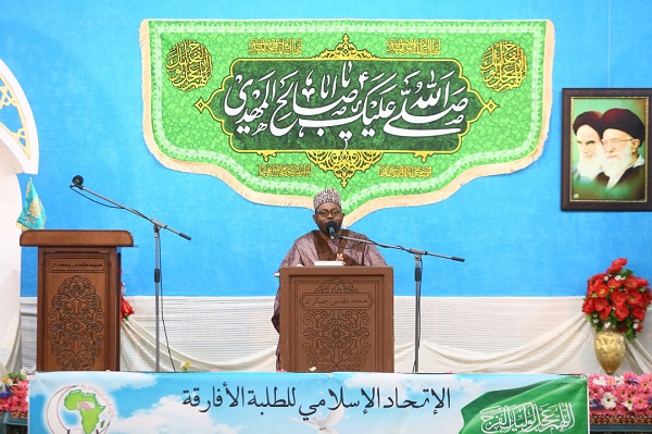 اجتماع بزرگ طلاب آفریقایی در مسجد مقدس جمکران