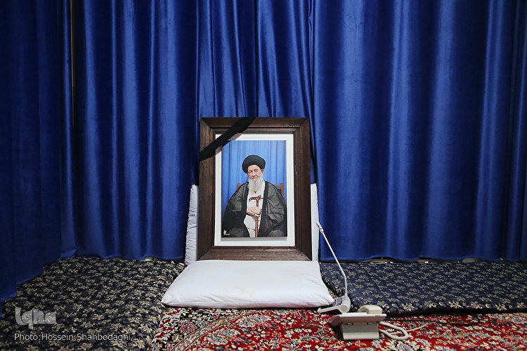 حضور اقشار مختلف مردم در بیت آیت‌الله علوی گرگانی(ره)