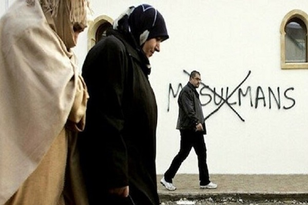 اسلامهراسی در سال 1400 و قربانیانی به نام اقلیت مسلمان اسلامهراسی در سال 1400 و قربانیانی به نام اقلیت مسلمان