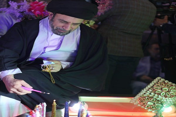 برپایی جشنواره شمع در سالروز نیمه شعبان در بین&zwnj;الحرمین + عکس