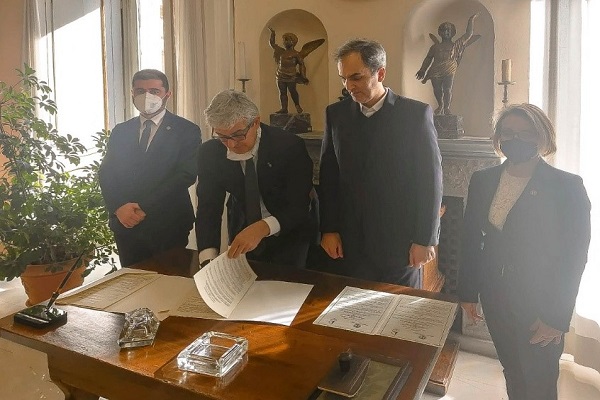 رایزنی ایران و دانشگاه «پروجا» در ایتالیا برای گسترش همکاریهای فرهنگی رایزنی ایران و دانشگاه «پروجا» در ایتالیا برای گسترش همکاریهای فرهنگی