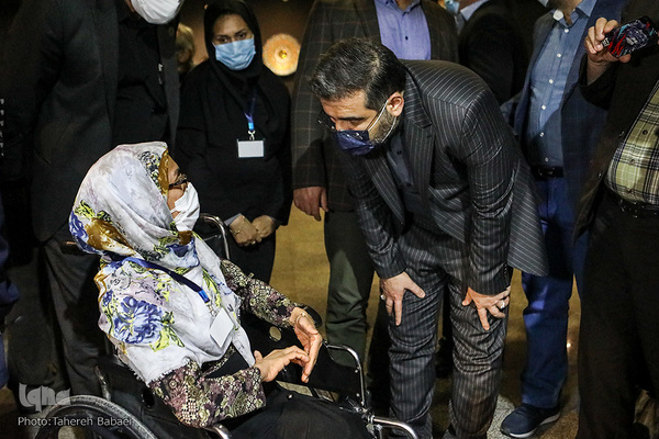 به صورت ویژه به هنرمندان توانیاب توجه خواهیم کرد + فیلم به صورت ویژه به هنرمندان توانیاب توجه خواهیم کرد + فیلم