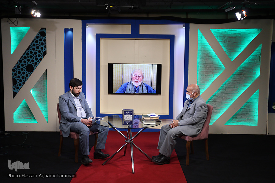 تفسیر معاصرانه؛ تفسیری سنتی و ریشهدار در چهارده قرن معارف اسلامی + فیلم تفسیر معاصرانه؛ تفسیری سنتی و ریشهدار در چهارده قرن معارف اسلامی + فیلم