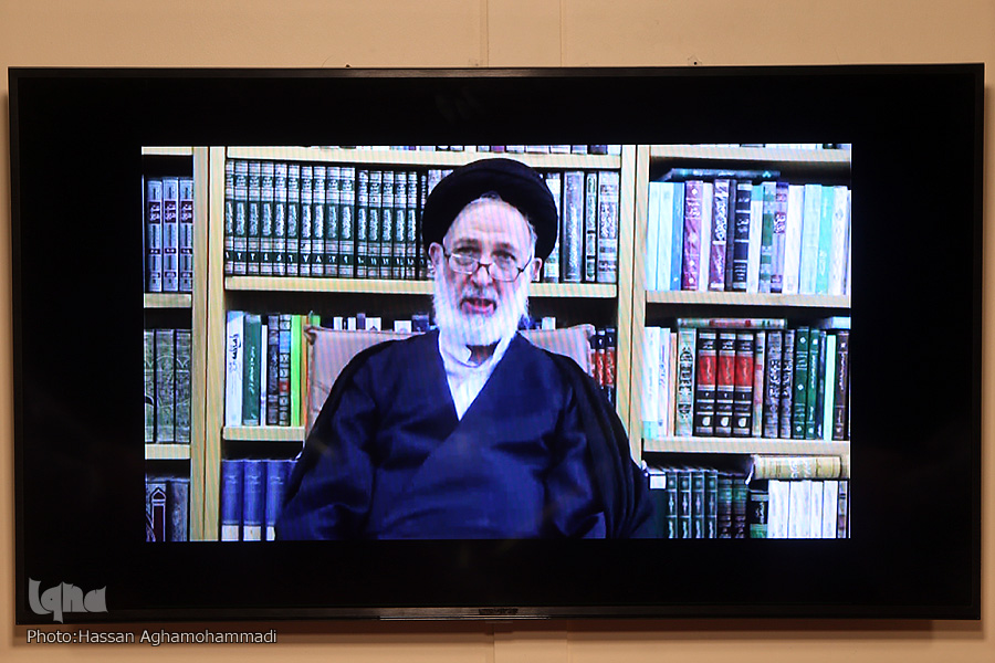 «تفسیر معاصرانه قرآن»؛ از سردرگمی مخاطب تا فقدان انسجام + فیلم «تفسیر معاصرانه قرآن»؛ از سردرگمی مخاطب تا فقدان انسجام + فیلم