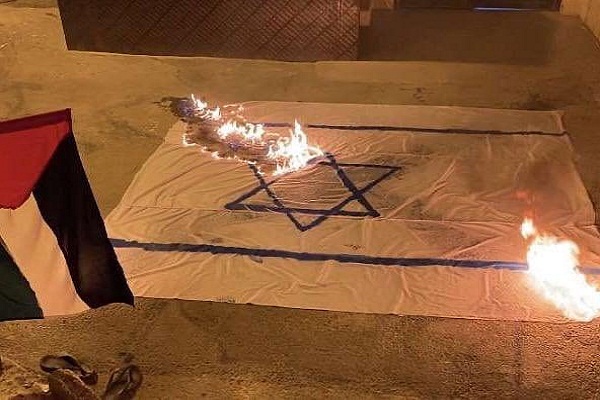 تظاهرات بحرينی&zwnj;ها در حمایت از آرمان فلسطین + فیلم