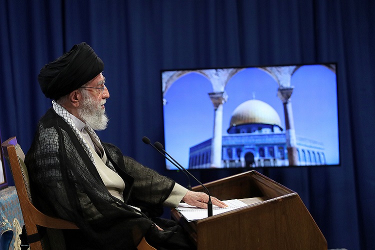 مبارزه مشروع با رژیم غاصب را ادامه دهید که ناچار به قبول همهپرسی شود مبارزه مشروع با رژیم غاصب را ادامه دهید که ناچار به قبول همهپرسی شود