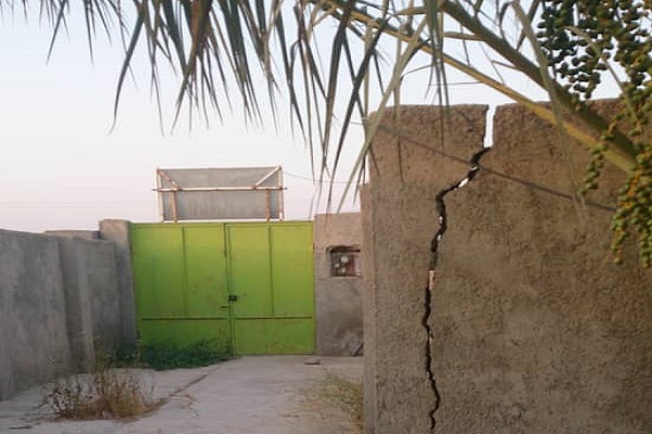 دیوارهایی که نزدیک است آوار شود