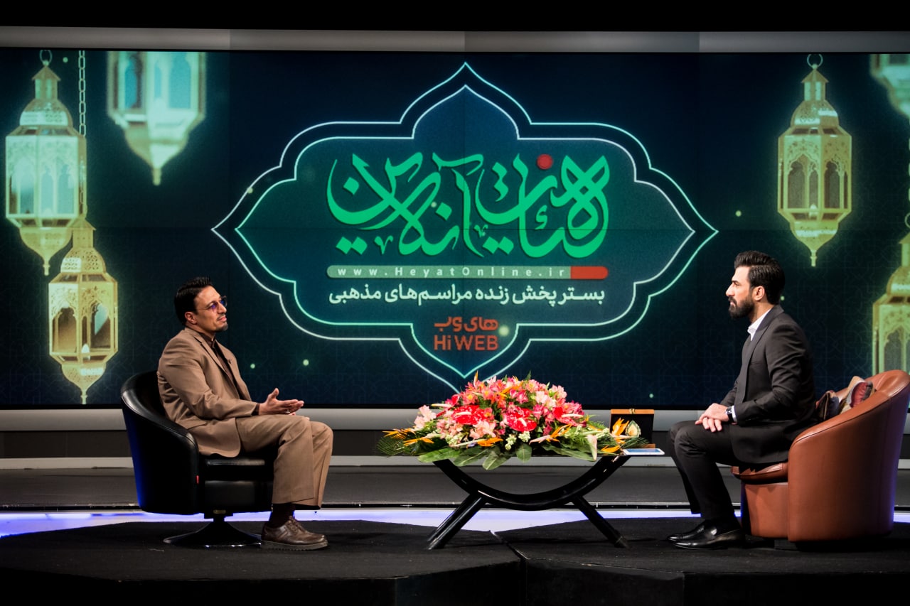 قاری و موذن بارگاه امام رضا بودن بالاتر از تمام رتبه های بین المللی است قاری و موذن بارگاه امام رضا بودن بالاتر از تمام رتبه های بین المللی است