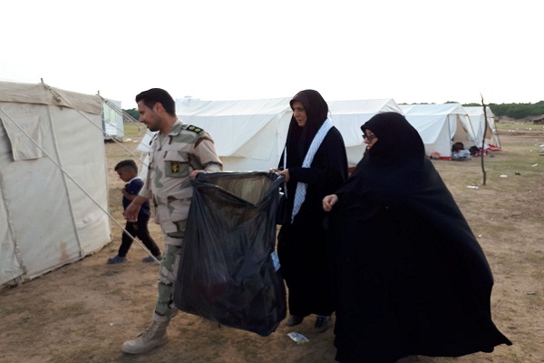 بانویی که پرچم قرآن و انقلاب اسلامی را افراشته نگاه داشت