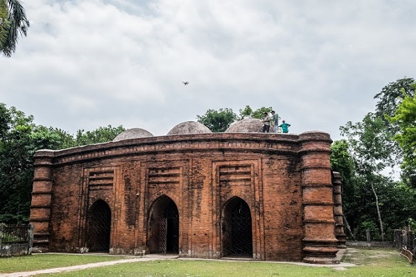 مسجد 9 گنبد، جاذبه ناشناخته بنگلادش+ تصاویر مسجد 9 گنبد، جاذبه ناشناخته بنگلادش+ تصاویر