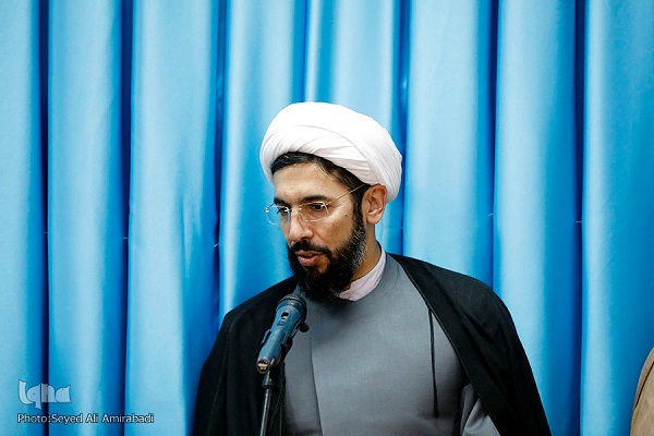 مخرب بودن دانشگاه بدون تحوید در دیدگاه امام(ره)