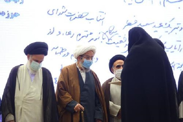 ارسال/ مراسم تودیع و معارفه مدیر جامعة الزهراء(س) برگزار شد/ انتخاب اولین مدیر زن ارسال/ مراسم تودیع و معارفه مدیر جامعة الزهراء(س) برگزار شد/ انتخاب اولین مدیر زن