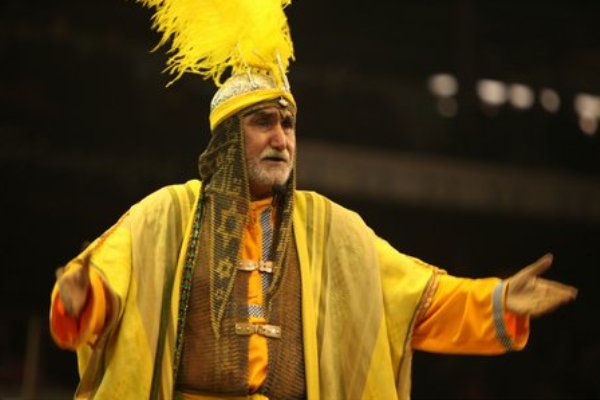 در حال ادیت در حال ادیت