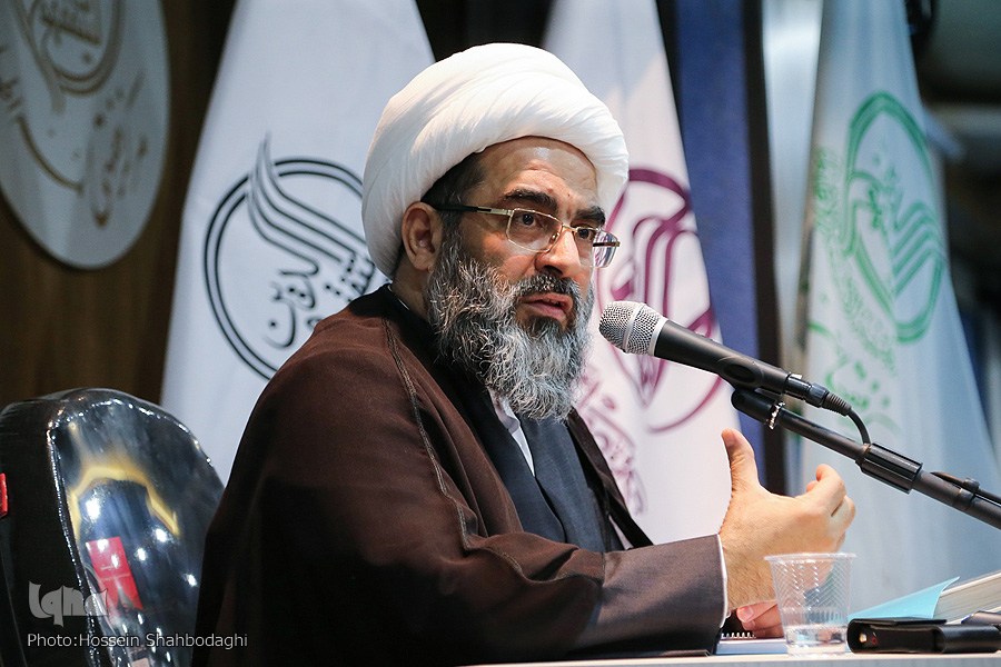 اشک بر امام حسین(ع) علامت ایمان به خدا است / چیستی مقام &laquo;قتیل&zwnj;العَبَرة&raquo;