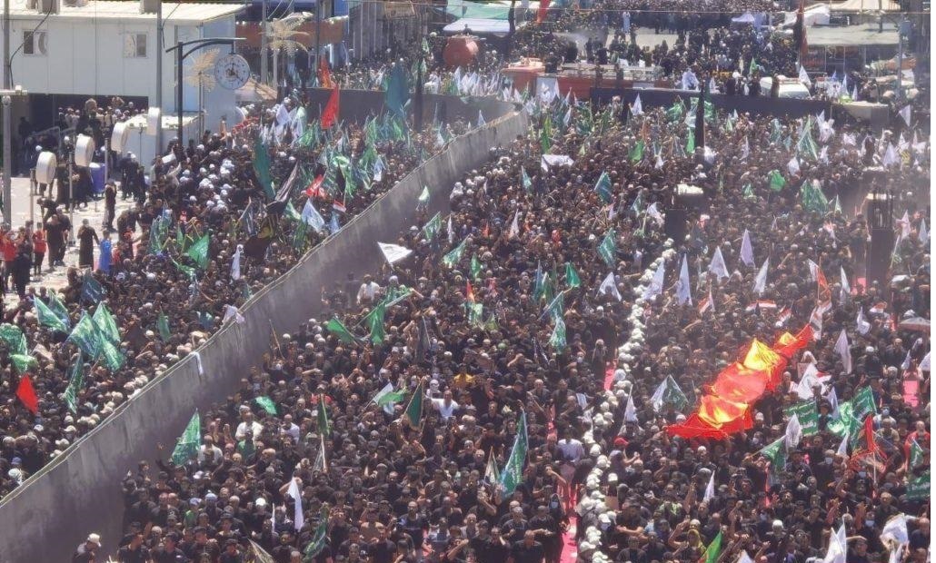 گزارش تصویری از مراسم عاشورا در مناطق مختلف جهان (گزارش تصویری)