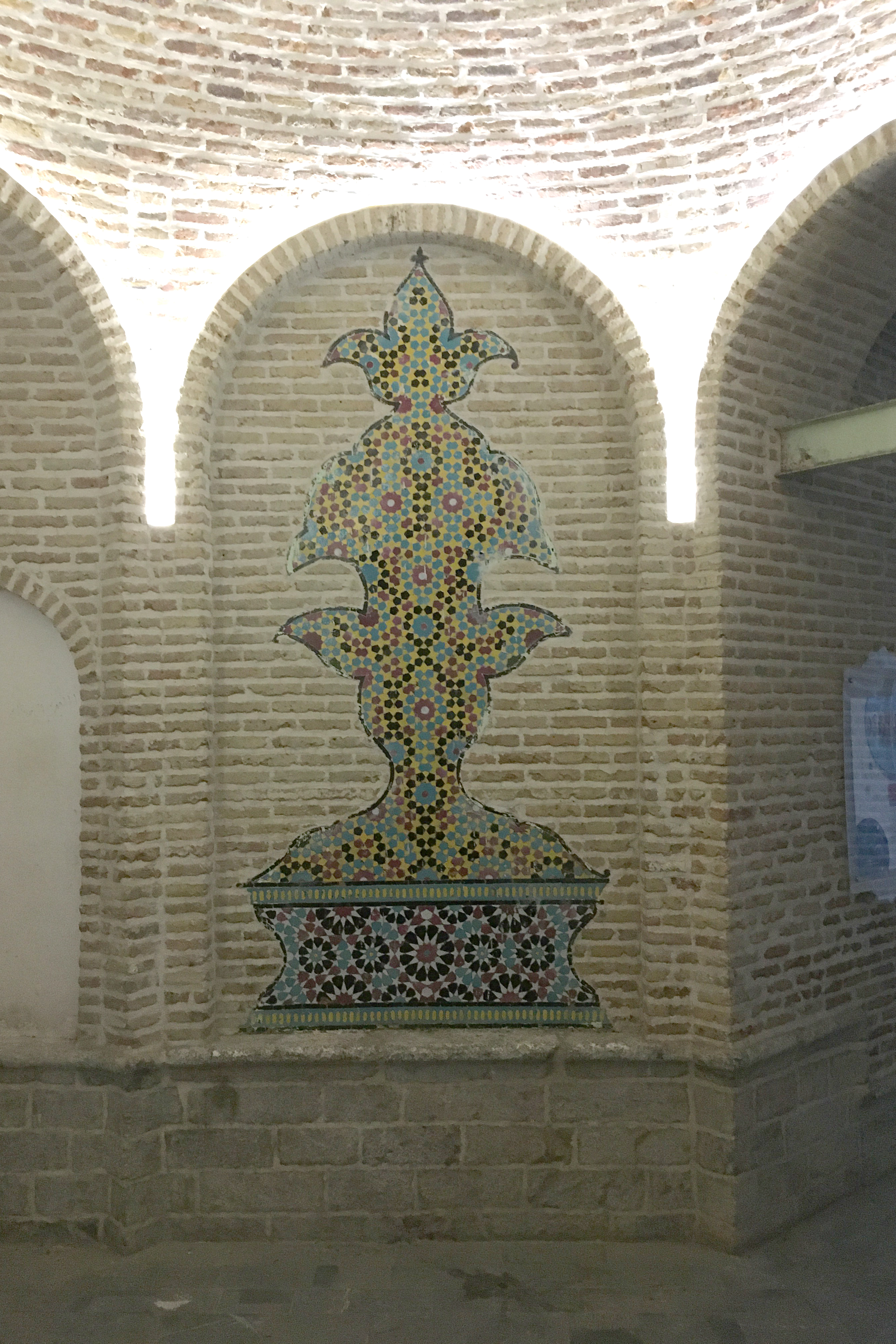 مسجدی با قدمت 110 سال در قلب تاریخی تهران