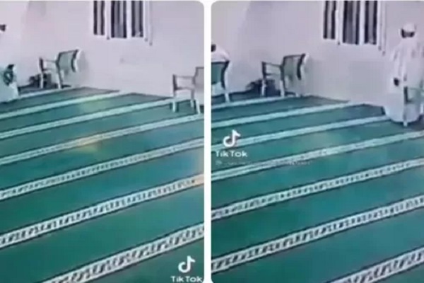 «تلاوت قرآن» پیرمرد سودانی را از مرگ حتمی نجات داد + فیلم «تلاوت قرآن» پیرمرد سودانی را از مرگ حتمی نجات داد + فیلم