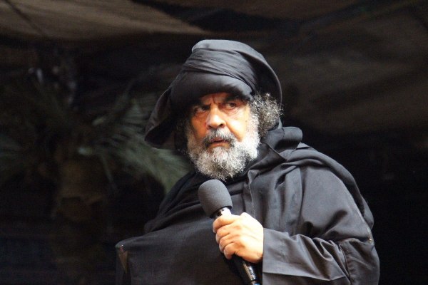 در حال ادیت در حال ادیت