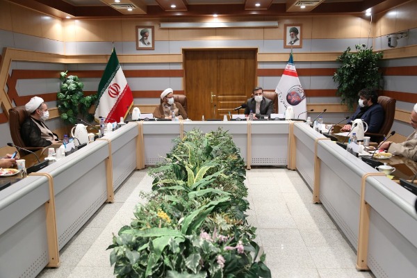 در خال ادیت