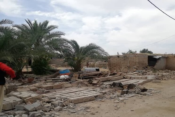 ارسال نشود////خدمت به محرومان شیعه و اهل سنت نمی&zwnj;شناسد / برپایی جلسات هفتگی قرآن در کنار خدمات عمرانی