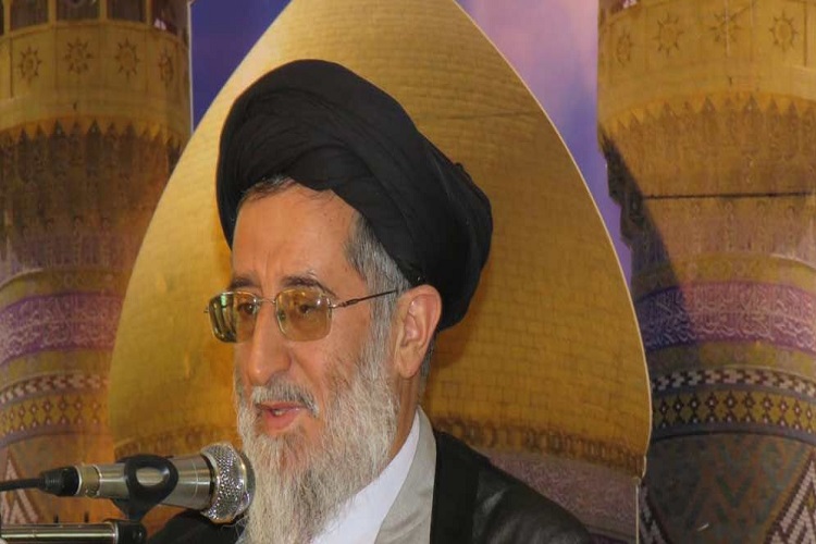 ارسال// فلسفه زیارت برقراری ارتباط با انسان کامل و تحول روحی است