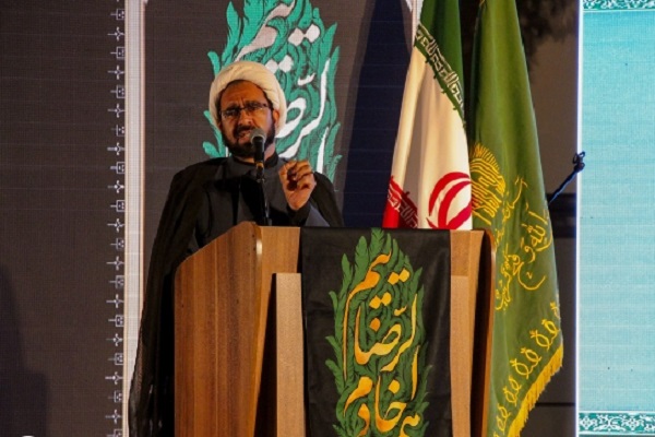 عاشقان امام رئوف به نام امام رضا(ع) برای مردم وقف میکنند عاشقان امام رئوف به نام امام رضا(ع) برای مردم وقف میکنند