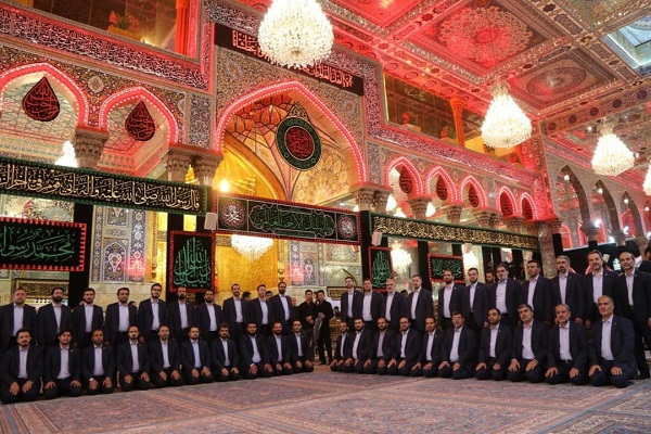 حضور اعضای گروه تواشیح محمدرسول الله(ص) در کشور عراق حضور اعضای گروه تواشیح محمدرسول الله(ص) در کشور عراق